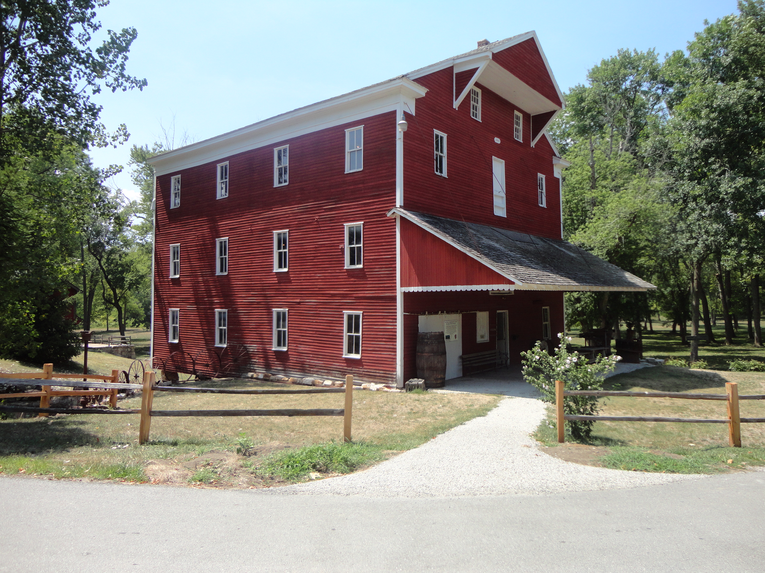 Women on a mission, visited Adams Mill