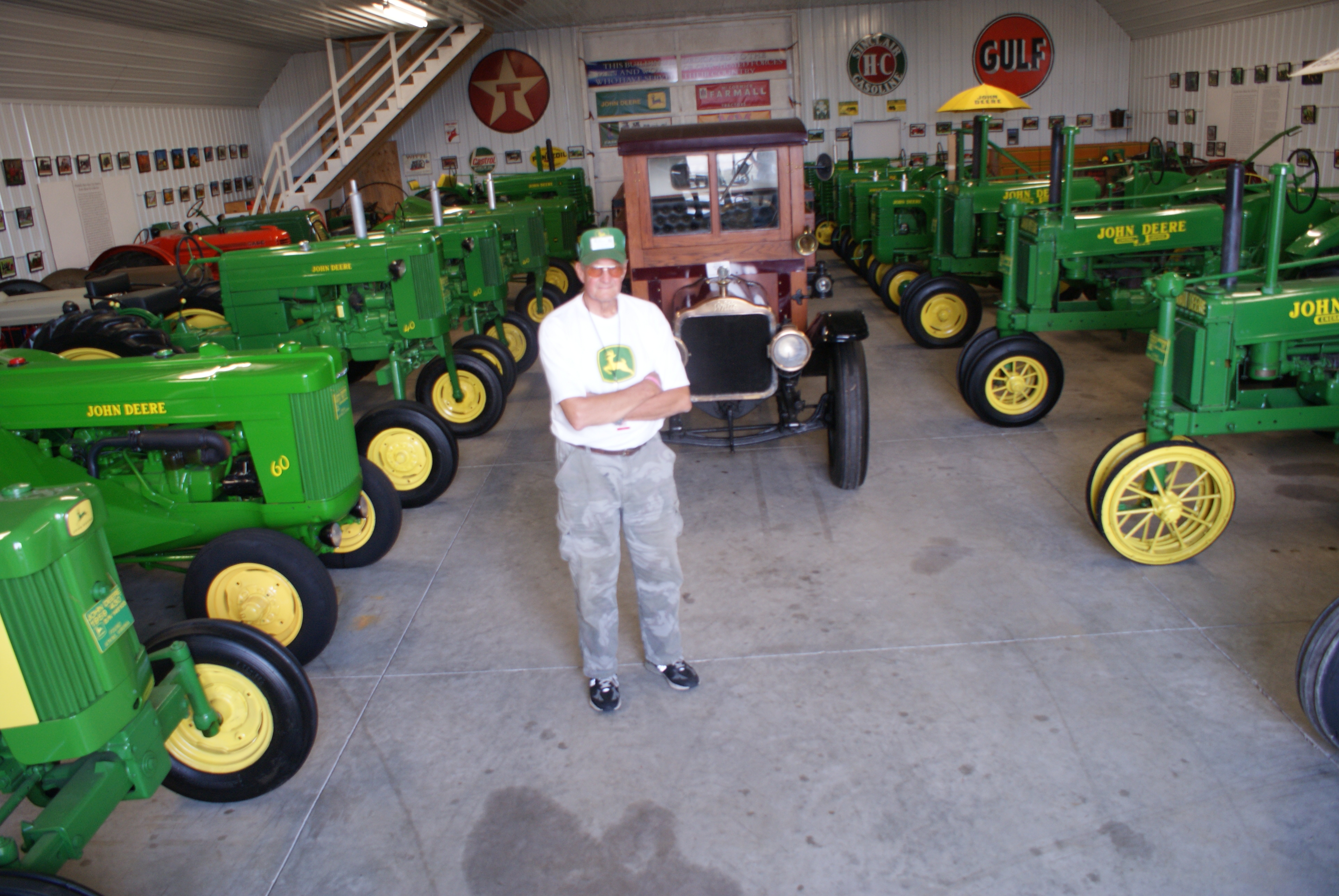Newbold Farm's - a John Deere tractor experience